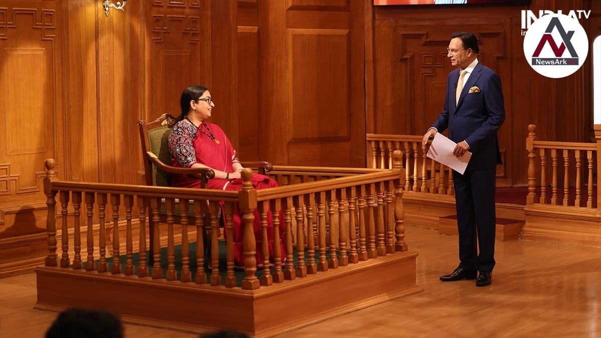 Aap Ki Adalat: Rishi Kapoor advised me to leave acting and become a minister, says Smriti Irani