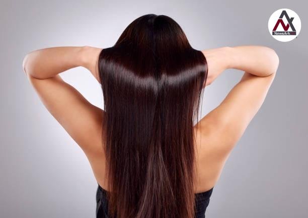 How to Make Hair Silky and Shiny at Home with Natural After-Wash Rinses