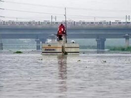 Yamuna River Near Danger Mark in Agra, Flood Threat to Several Villages